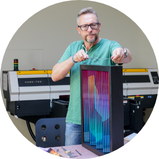 Walter Martin Jendel am ausmessen